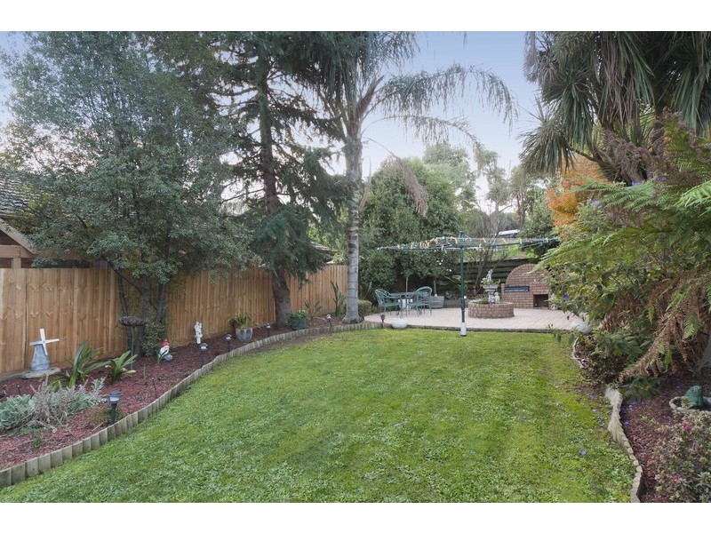 22 Kirkford Drive, Mooroolbark VIC 3138