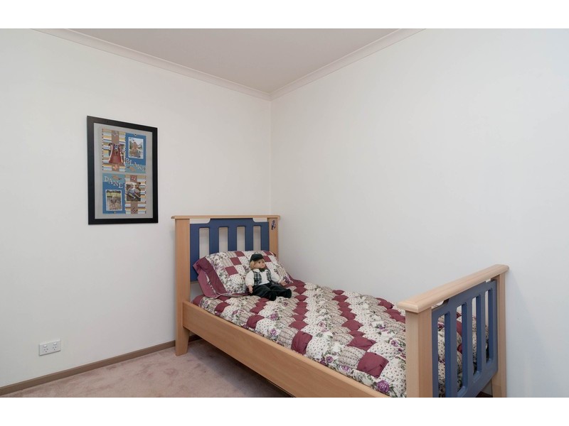 22 Kirkford Drive, Mooroolbark VIC 3138