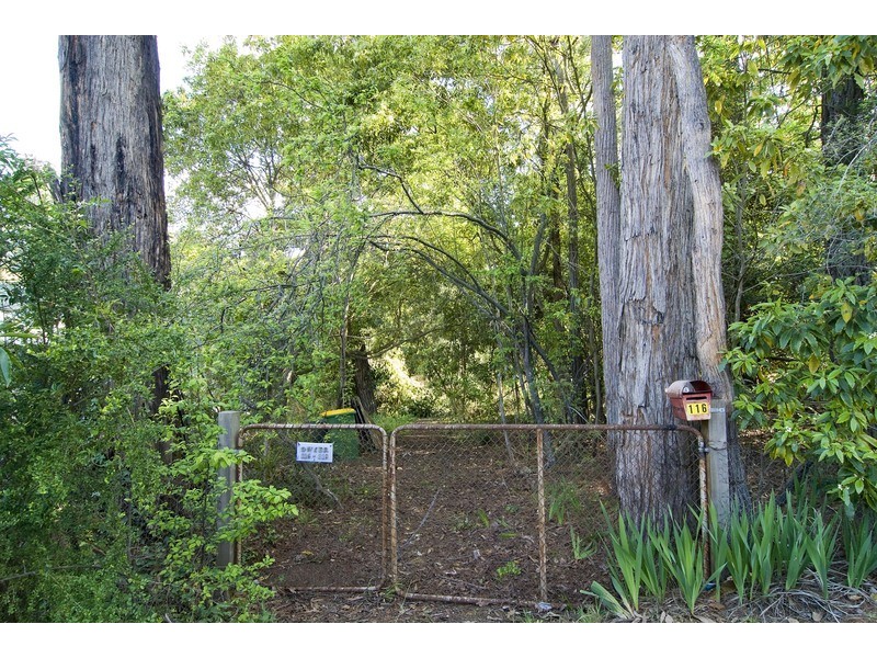 116-118 Monbulk Road, Mount Evelyn VIC 3796