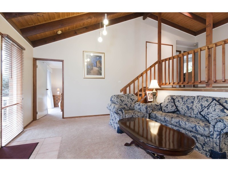 66 Commercial Road, Mount Evelyn VIC 3796