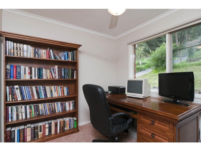 66 Commercial Road, Mount Evelyn VIC 3796