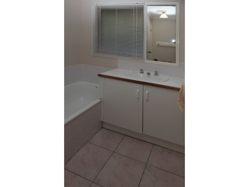 66 Commercial Road, Mount Evelyn VIC 3796