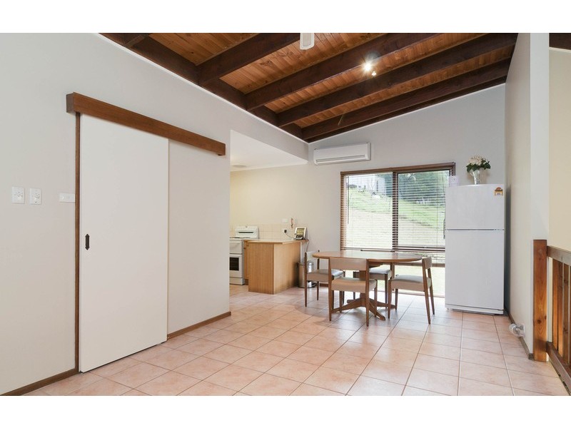 66 Commercial Road, Mount Evelyn VIC 3796