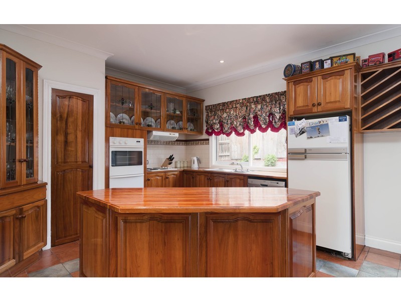 83 Alpine Way, Kilsyth VIC 3137