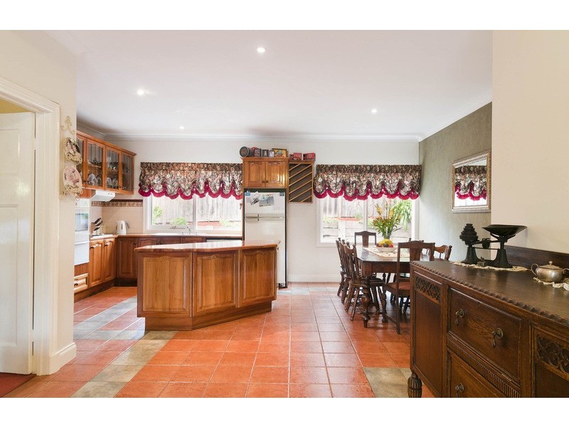 83 Alpine Way, Kilsyth VIC 3137