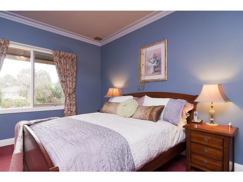 83 Alpine Way, Kilsyth VIC 3137