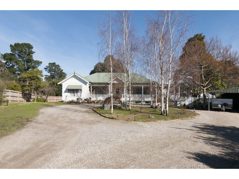 9 Bradman Avenue, Mount Evelyn VIC 3796