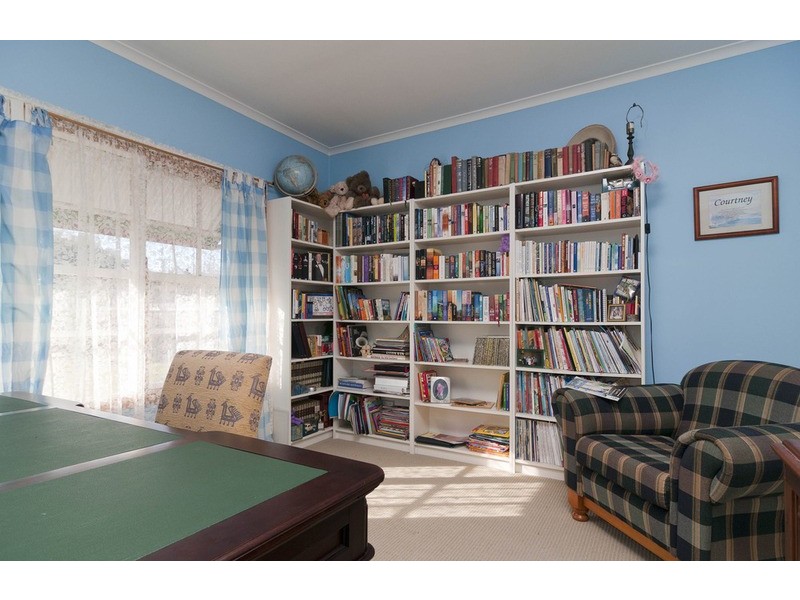 9 Bradman Avenue, Mount Evelyn VIC 3796