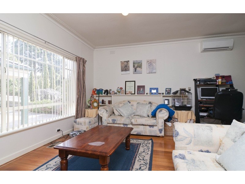 1/17 Abraham Drive, Croydon VIC 3136