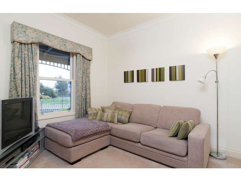 22 Chatswood Grove, Chirnside Park VIC 3116