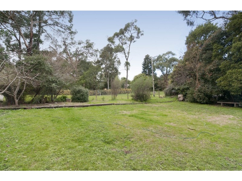 4 Banool Avenue, Mount Evelyn VIC 3796