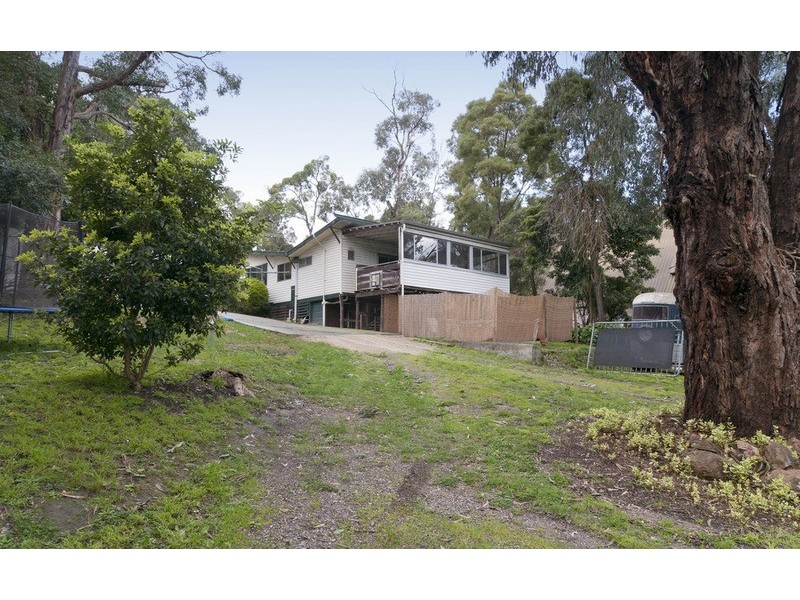 4 Banool Avenue, Mount Evelyn VIC 3796