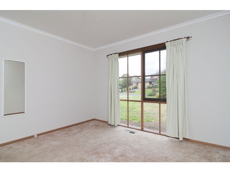 36 Summerhill Park Drive, Mooroolbark VIC 3138