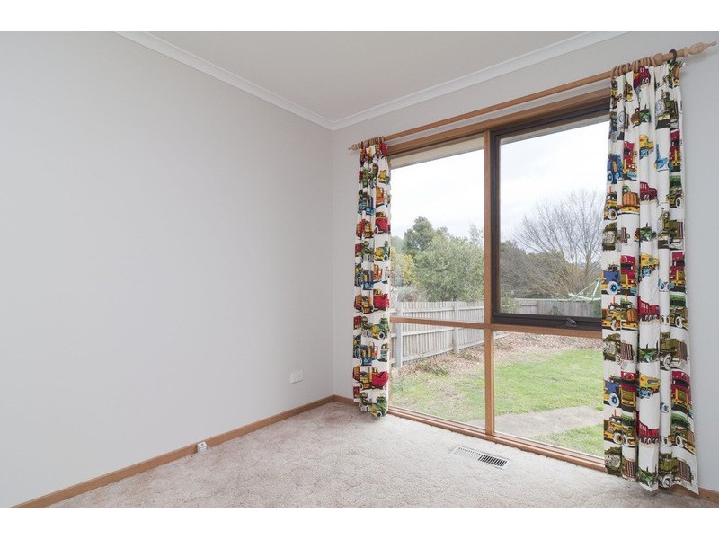 36 Summerhill Park Drive, Mooroolbark VIC 3138