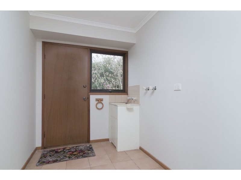 36 Summerhill Park Drive, Mooroolbark VIC 3138