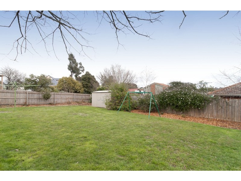 36 Summerhill Park Drive, Mooroolbark VIC 3138