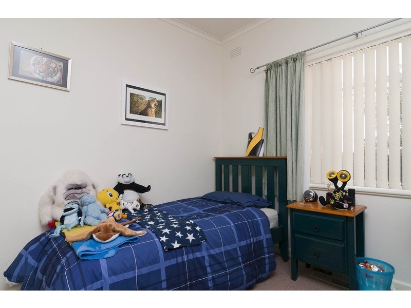 1/17 Abraham Drive, Croydon VIC 3136