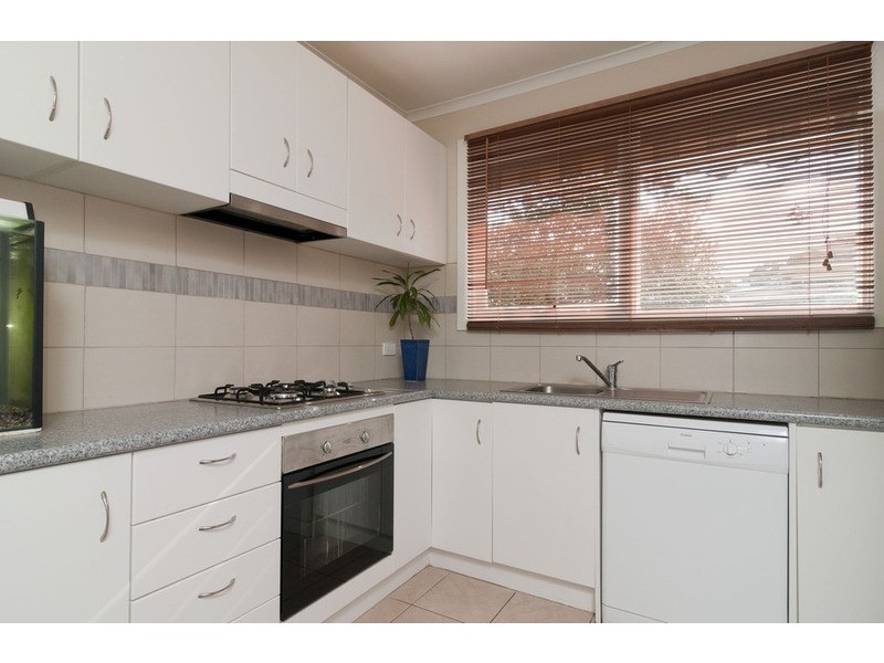 12 Swinburne Avenue, Mooroolbark VIC 3138