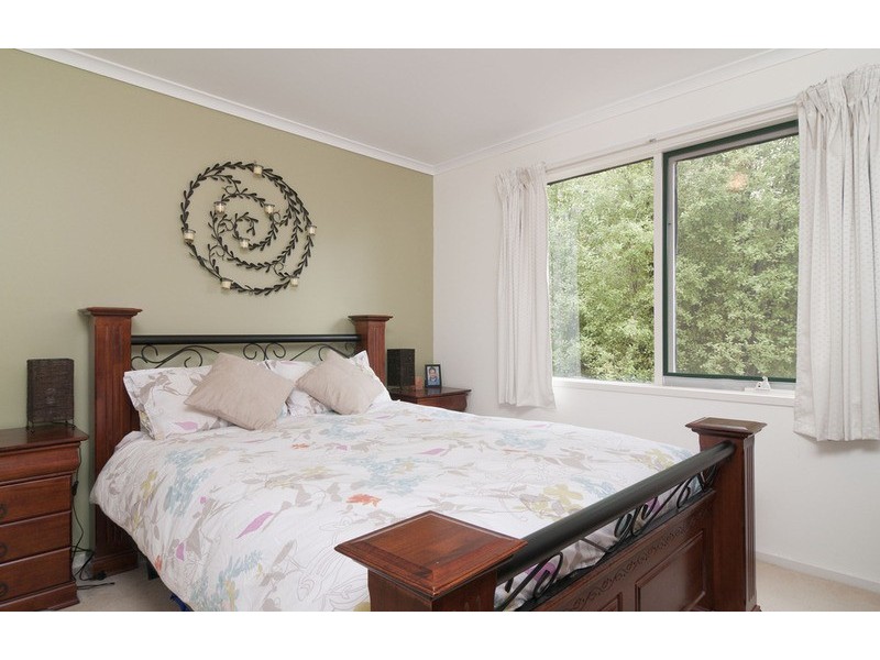 6 Alan Grove, Woori Yallock VIC 3139