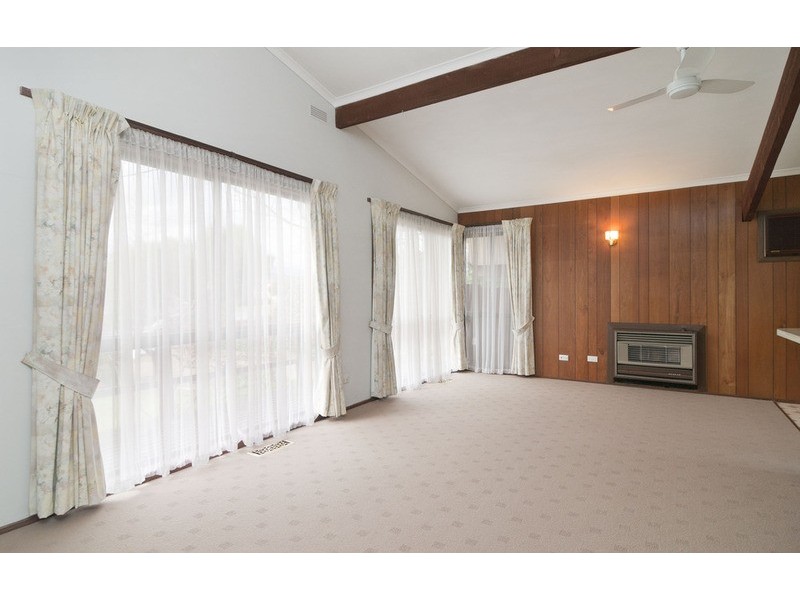 18 Pierre Street, Woori Yallock VIC 3139