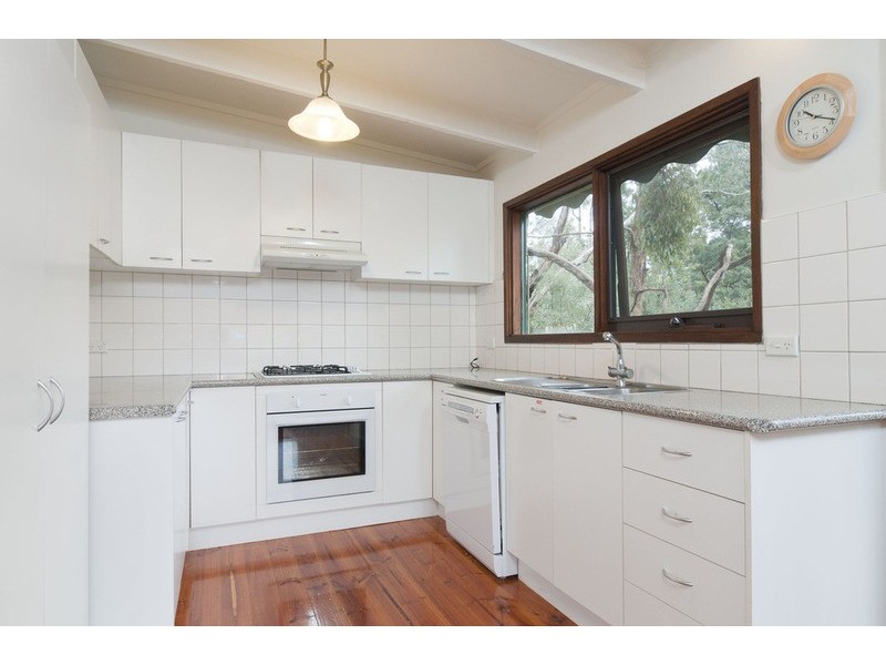 65 Commercial Road, Mount Evelyn VIC 3796