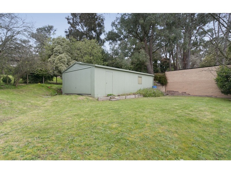 11 Banool Avenue, Mount Evelyn VIC 3796