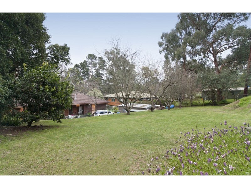 11 Banool Avenue, Mount Evelyn VIC 3796