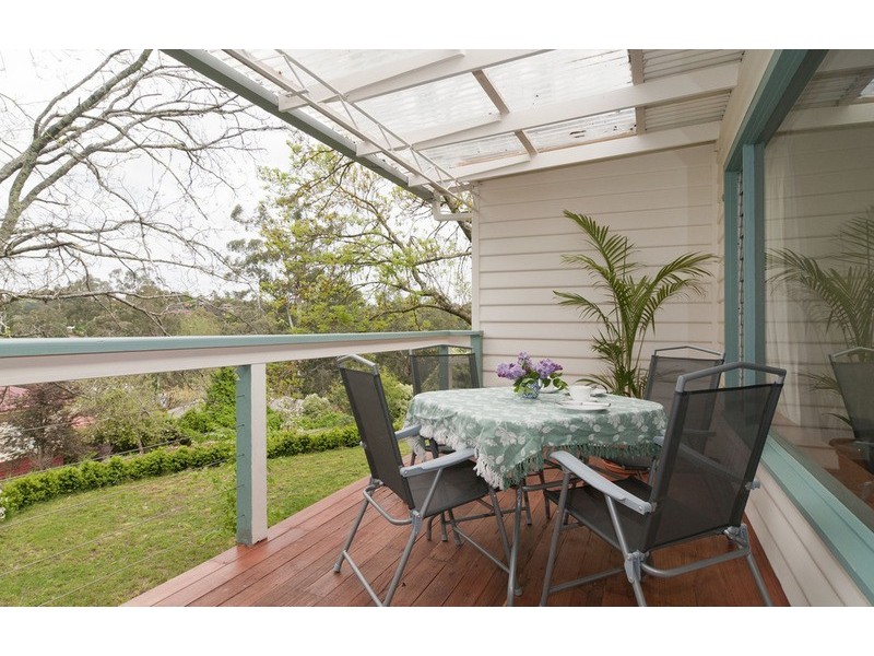 16 English Street, Seville VIC 3139