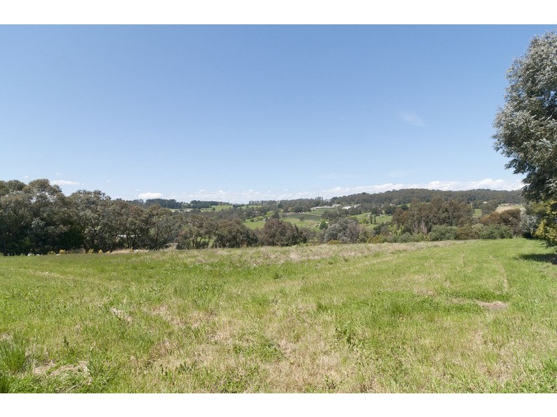 26 Bamfield Road, Mount Evelyn VIC 3796