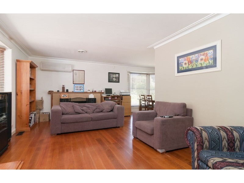 1/18 Bradman Avenue, Mount Evelyn VIC 3796