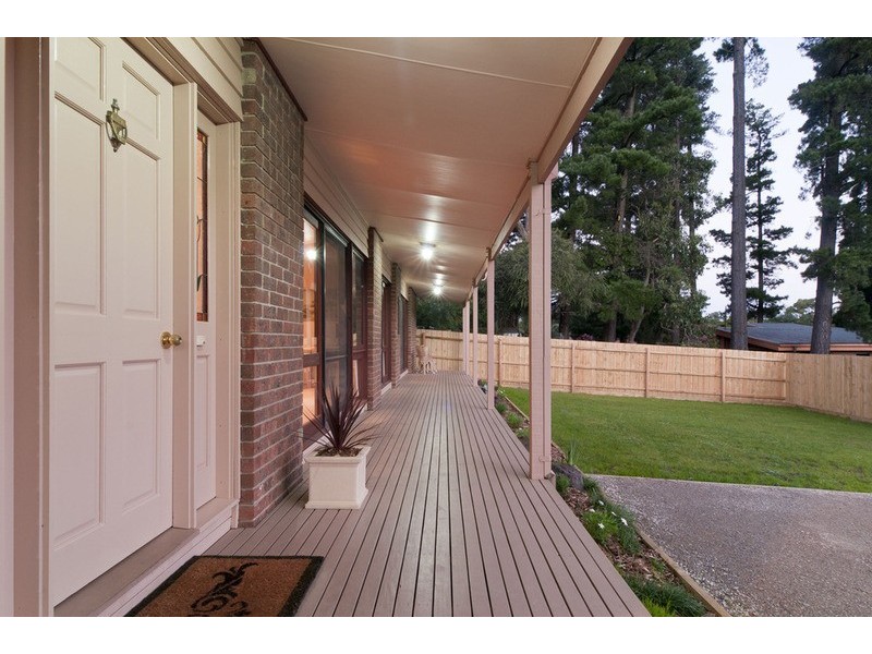 7 Fernhill Road, Mount Evelyn VIC 3796