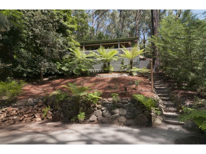 20 Joy Avenue, Mount Evelyn VIC 3796