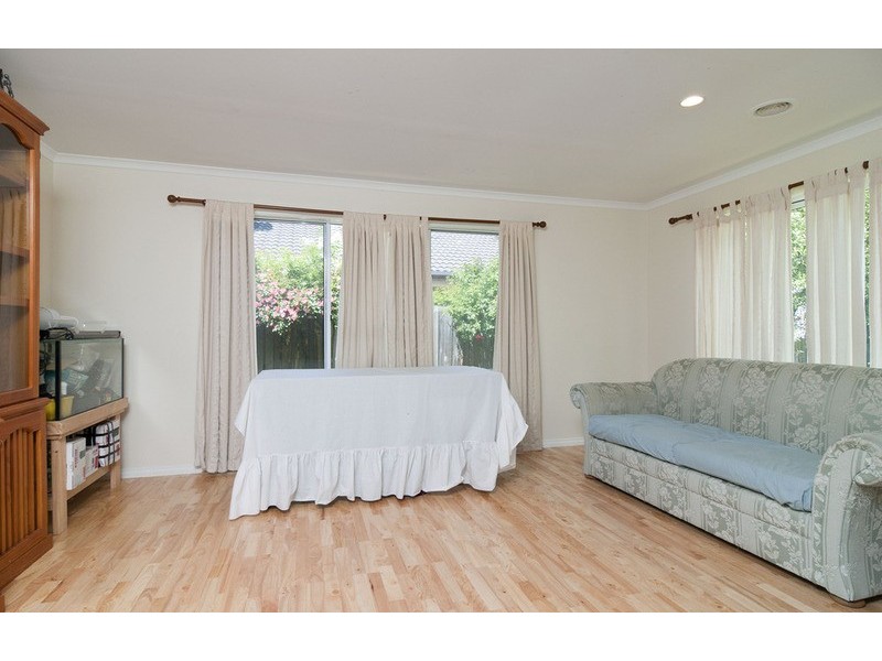 13 Newton Avenue, Mount Evelyn VIC 3796