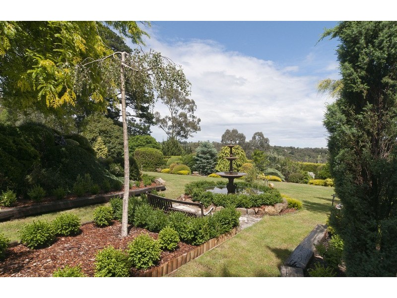 26-28 Francis Crescent, Mount Evelyn VIC 3796