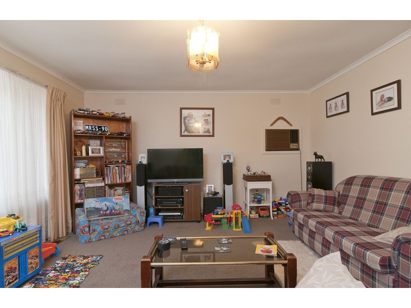 38 Blackburn Road, Mooroolbark VIC 3138