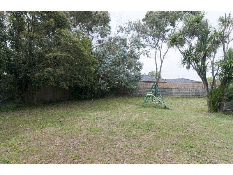 38 Blackburn Road, Mooroolbark VIC 3138