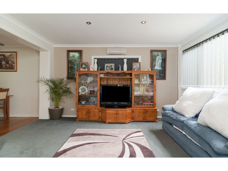 18 Tainton Street, Wandin North VIC 3139