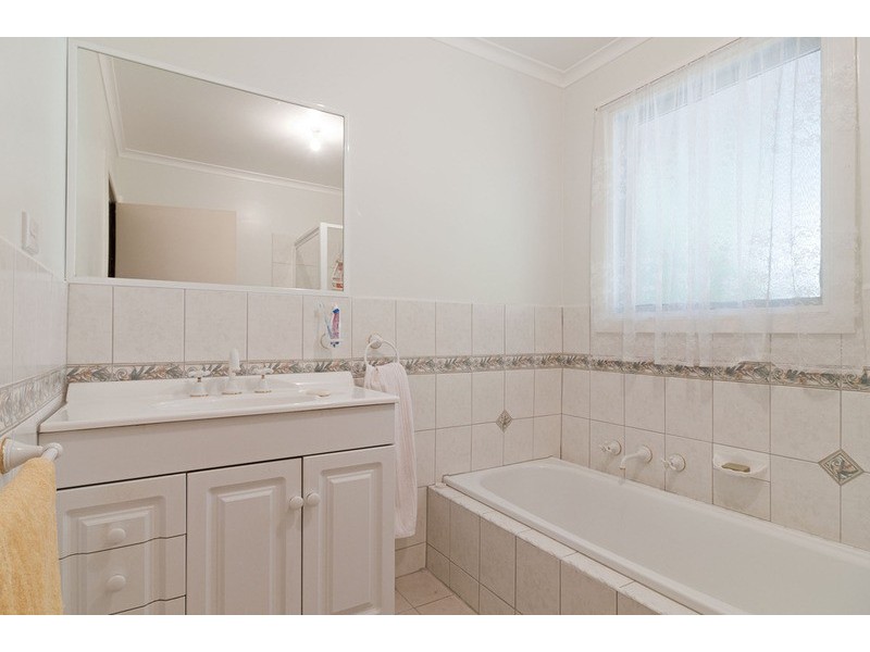 42 Irvine Street, Mount Evelyn VIC 3796