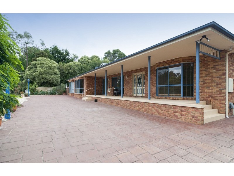 8 Renouf Court, Mount Evelyn VIC 3796