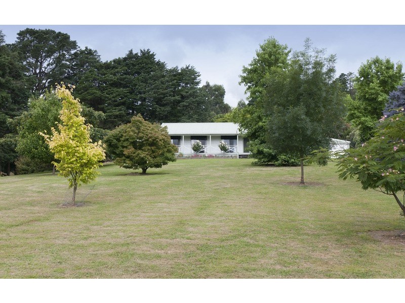 70 Connors Flat Road, Wandin North VIC 3139