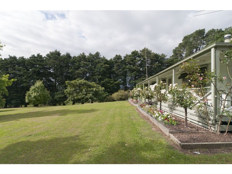 70 Connors Flat Road, Wandin North VIC 3139