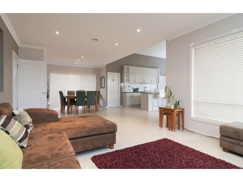 3 Viennese Way, Mooroolbark VIC 3138