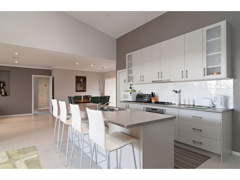 3 Viennese Way, Mooroolbark VIC 3138