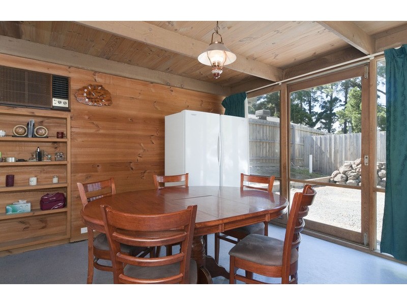 2/16 Wedderburn Crescent, Mount Evelyn VIC 3796