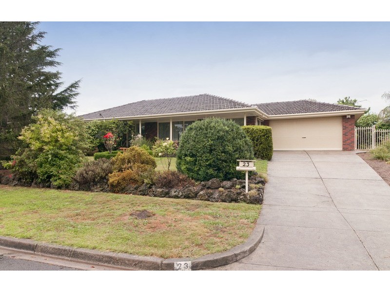 23 Circle Ridge, Chirnside Park VIC 3116