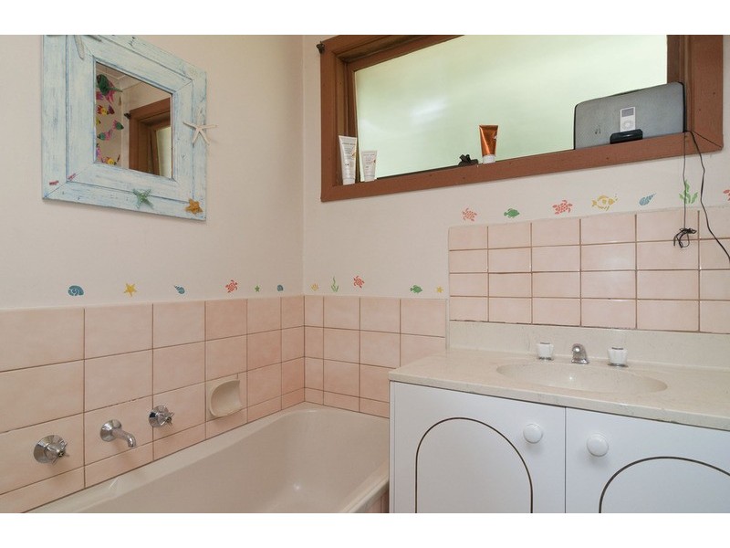 53 Commercial Road, Mount Evelyn VIC 3796