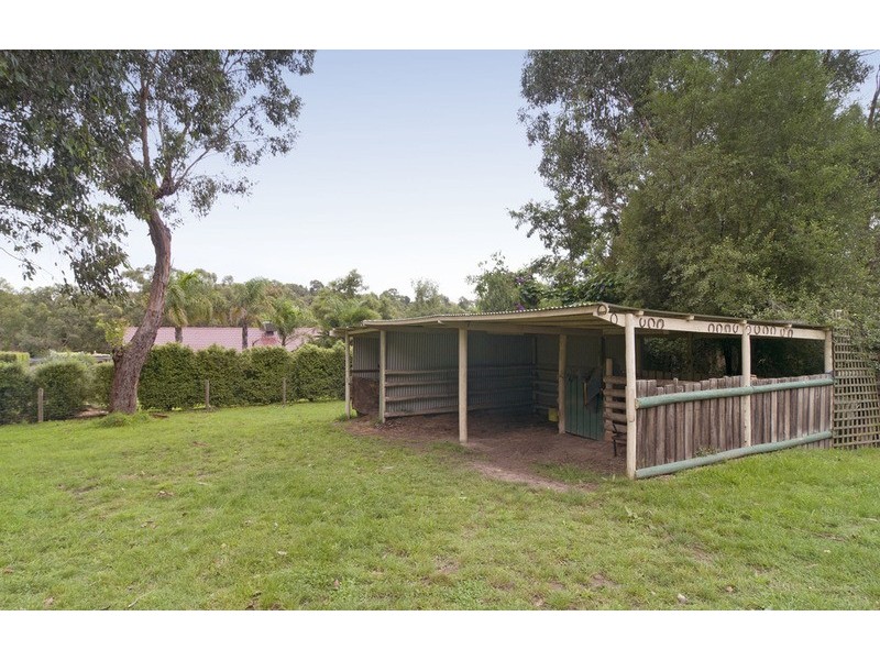 16 Alfred Street, Wandin North VIC 3139