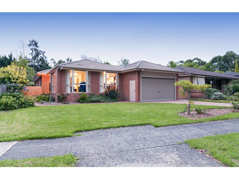 10 Verina Way, Lilydale VIC 3140