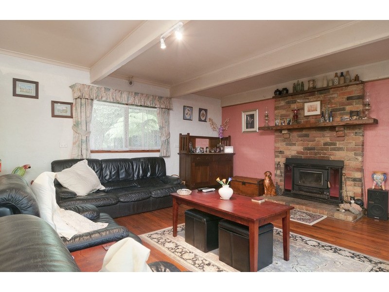 17 Currajong Avenue, Mount Evelyn VIC 3796