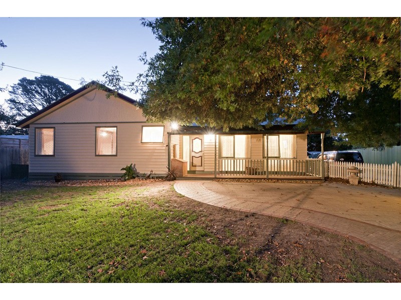 33 Clegg Road, Mount Evelyn VIC 3796